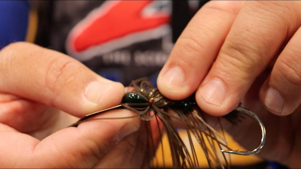how to tie a chatterbait