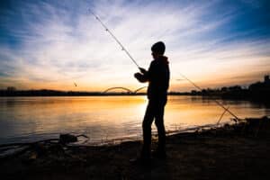 fanatic4fishing.com : Can I fish at night in Texas?