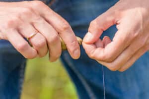 fanatic4fishing.com : How to tie a fishing knot?