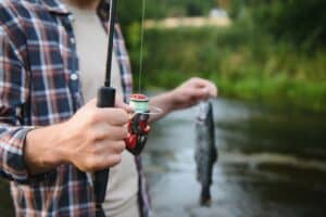 fanatic4fishing.com : What is the best knot for beginner fishing?