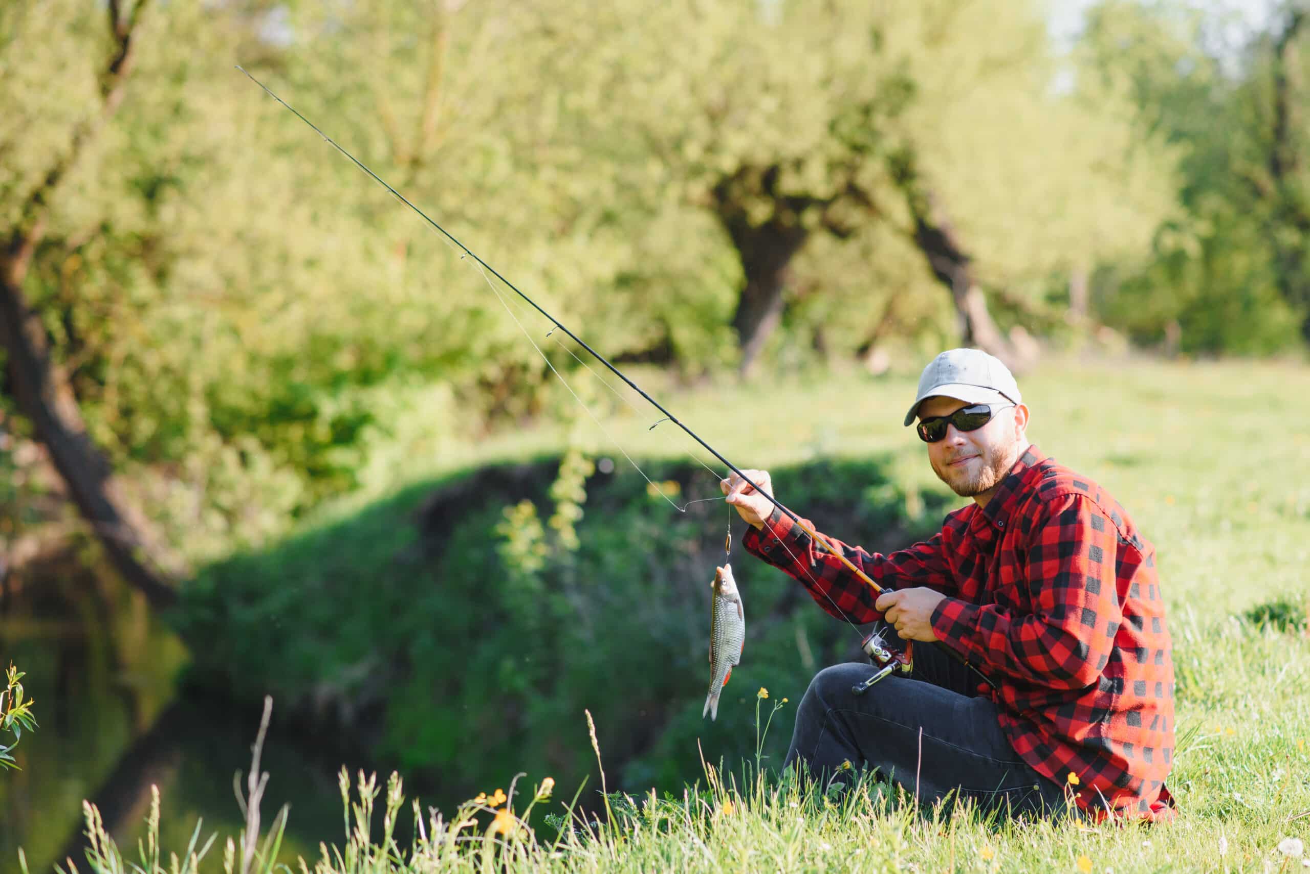 fanatic4fishing.com : What is the best way to catch fish in a lake?