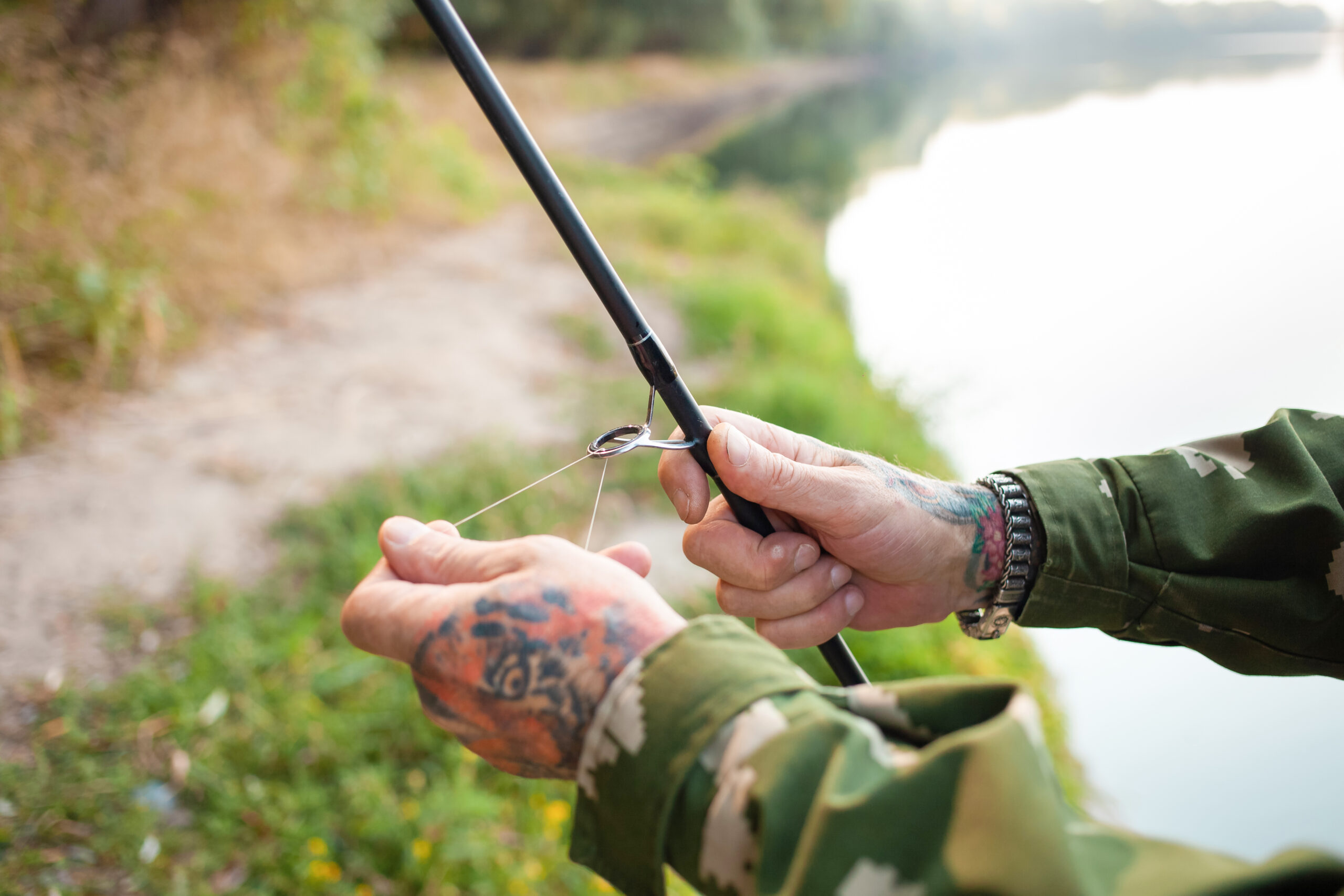 fanatic4fishing.com : What is the difference between a fishing pole and a fishing rod?