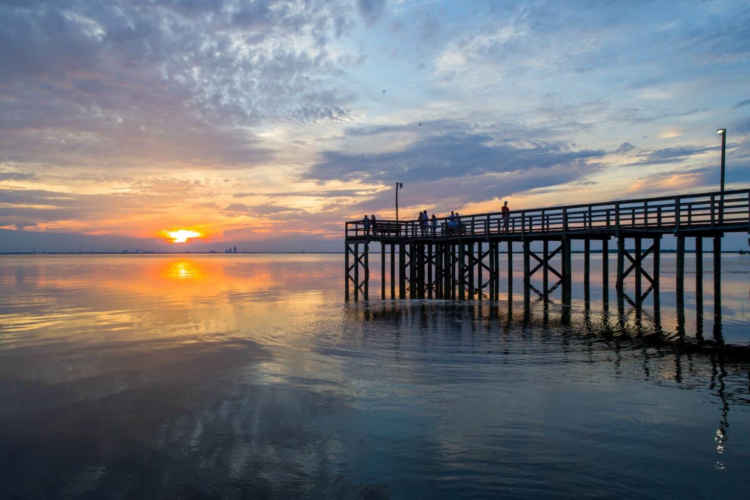 What's the best bait for pier fishing? - Fanatic4Fishing